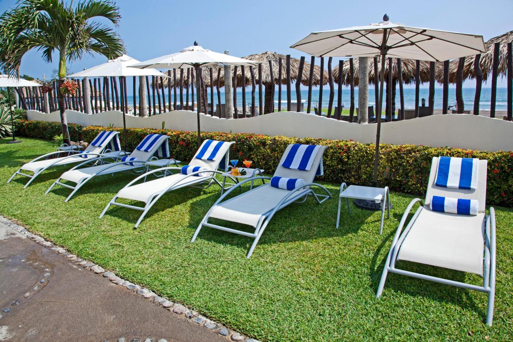 Playa Chachalacas Artisan Playa Esmeralda Family Beach Hotel מראה חיצוני תמונה