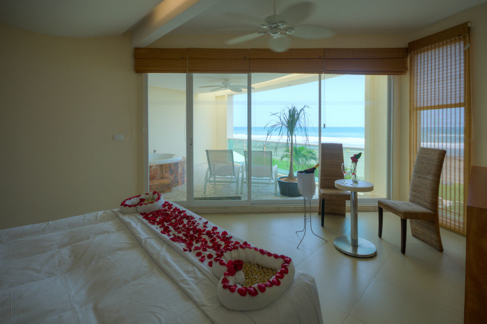 Playa Chachalacas Artisan Playa Esmeralda Family Beach Hotel מראה חיצוני תמונה
